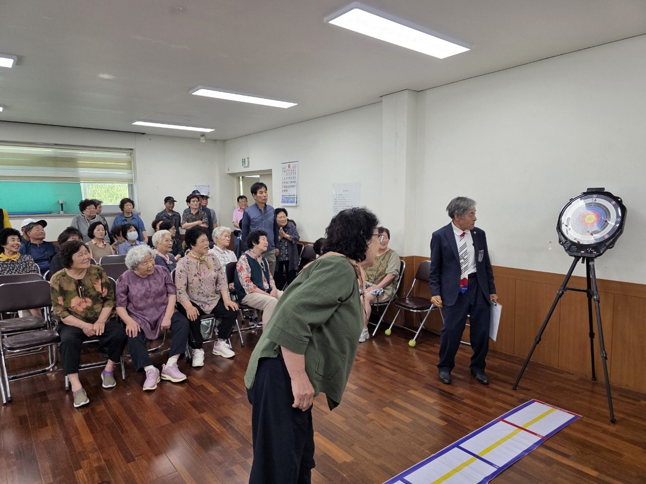 안동시 평화동 한궁 한마당, 건강도 화합도 '명중'