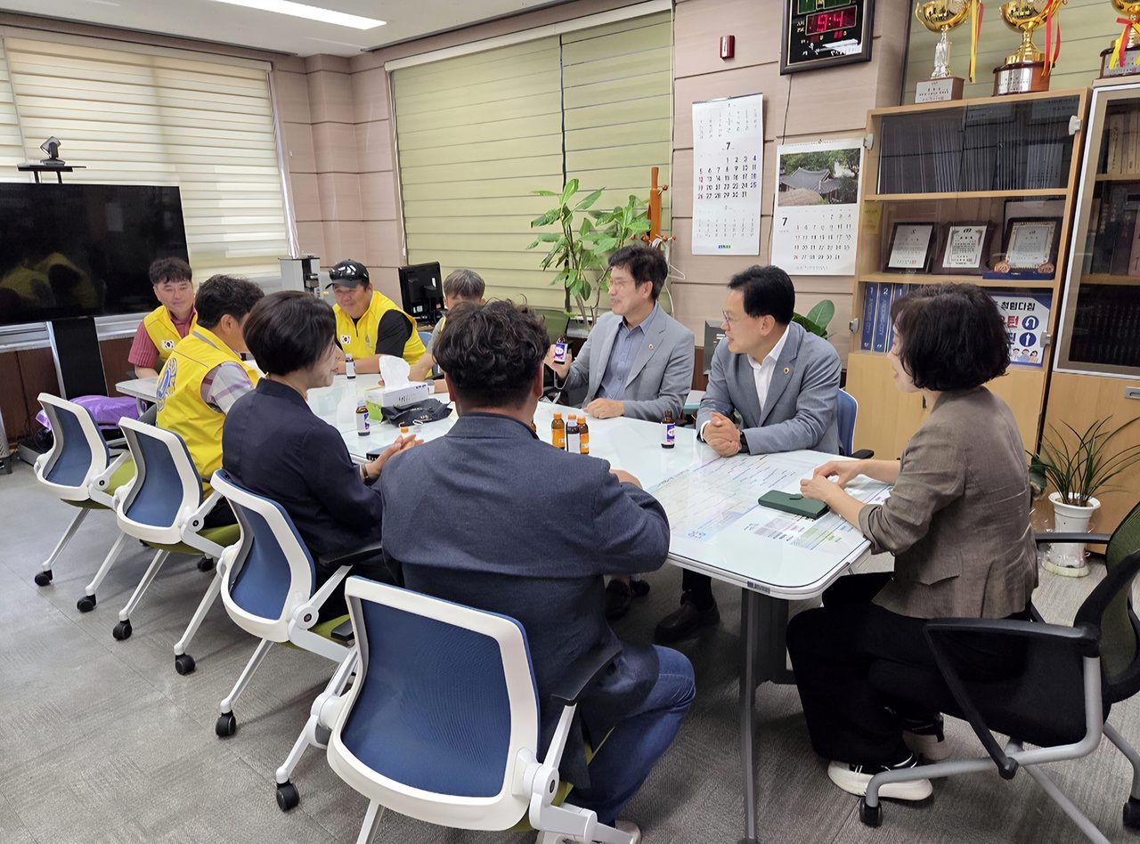 안동영호라이온스클럽, 안기동에 백미 60포 기탁
